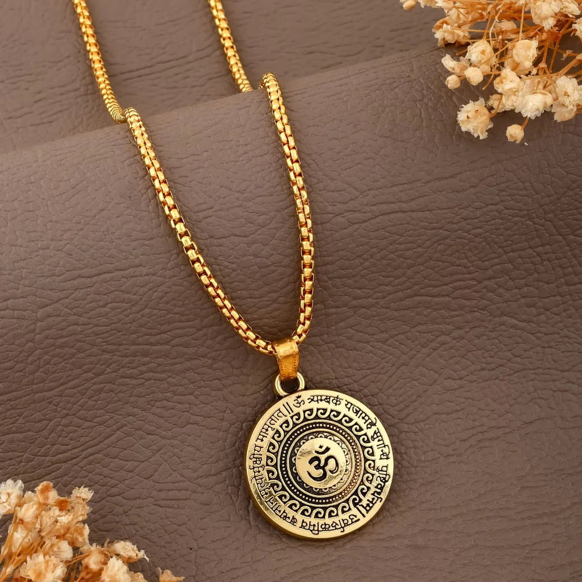 Om Mahamrityunjaya Mantra Pendant (Blessing & Protection)