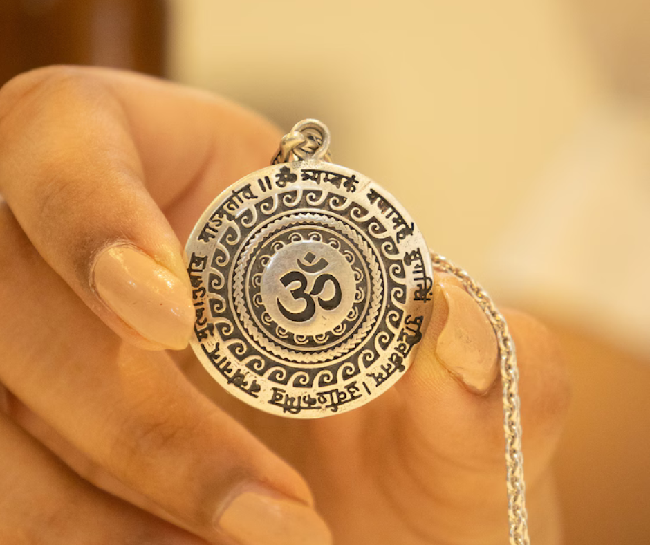 Maha Mrityunjaya Mantra Necklace ( Buy 1 Get 1 Hanuman Chalisa Necklace Free)