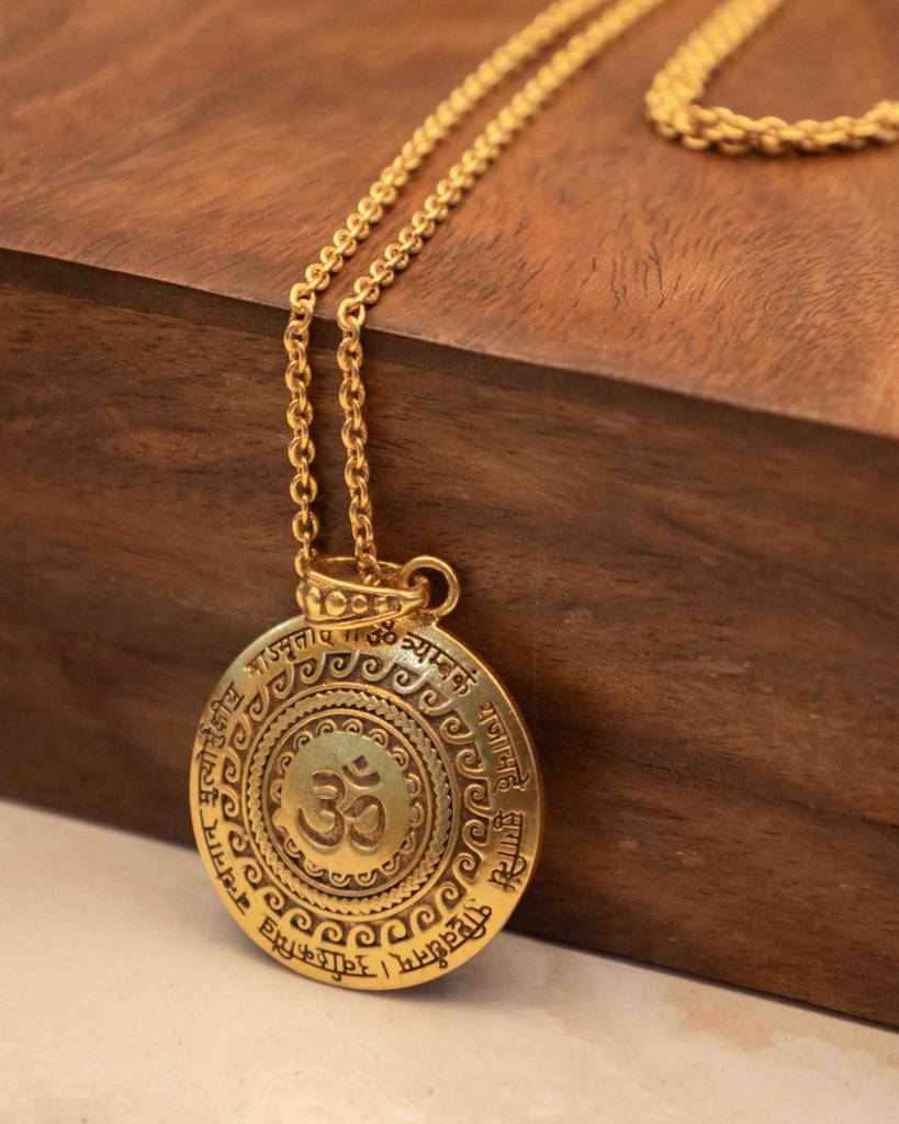 Om Mahamrityunjaya Mantra Pendant (Blessing & Protection)